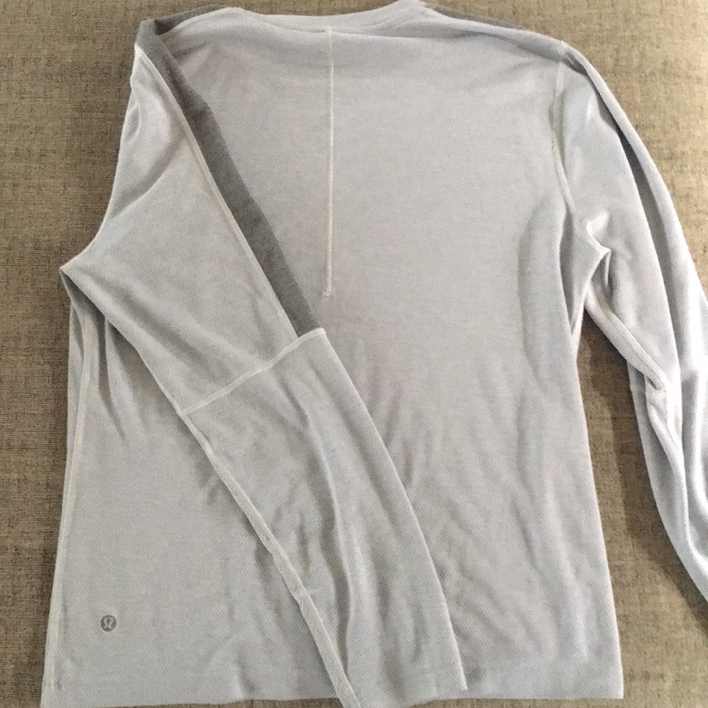 Lululemon long sleeve crew shirt Large